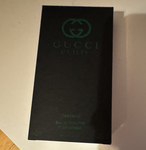 Gucci guilty essence eau - eau, de