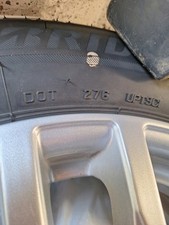 ALU Felgen mit gebrauchten Winterreifen Wegen Wagenwechsels abzugeben