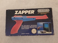 Nintendo NES Zapper Light Gun  1985 OVP NOE