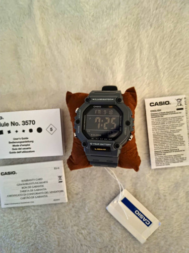 Casio illuminator chronograph - illuminator,