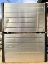 Zwei Würth FRONTLADER ORSY