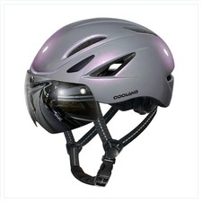 Eleganter Fahrradhelm mit