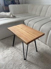 Massivholztisch für Couch aus