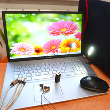 Asus K712 VivoBook 17 Zoll