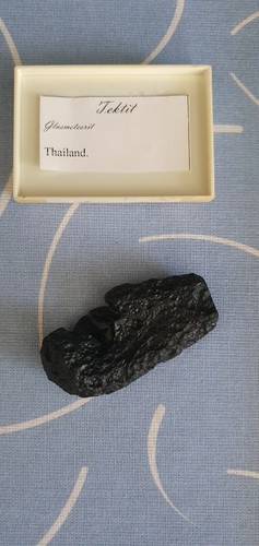 Tektit glasmeteorit aus - tektit,