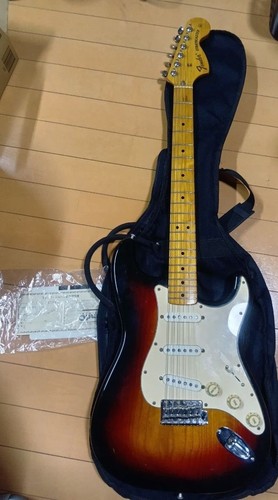 Fender japan stratocaster - fender,