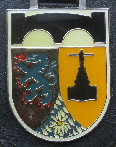 Brustanhänger
