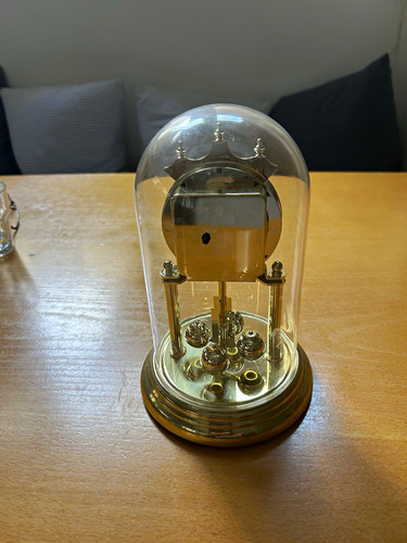 Bulova tischuhr unter - bulova,