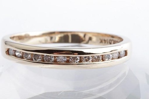 Halb memory brillant - halb, diamant