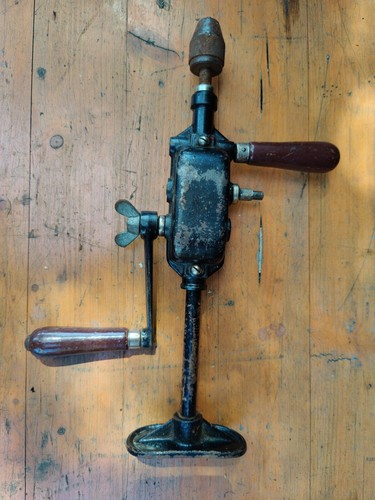 Schreiner-Handbohrmaschine-