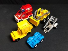 Lego DUPLO 5 x Fahrzeuge