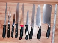 Küchenbeil und  Küchenmesser ein  Konvolut von 9 Teilen