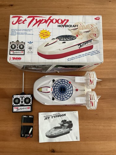 Dicke jet typhoon hovercraft - jet,
