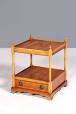 Englische Beistelltisch