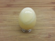 Edelstein Deko Ei  Calcit gelb mit Ringhalter Acryl