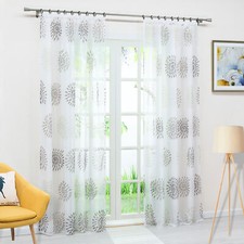 Gardine mit Schlaufen Ösen