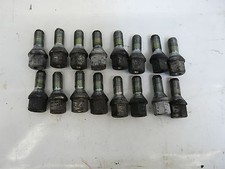 Toyota Yaris Bj. 2009 74 Kw Benzin 16 Radschrauben Schraube Radbolzen