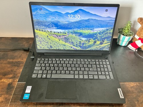 Lenovo laptop 6 - 15,6", |
