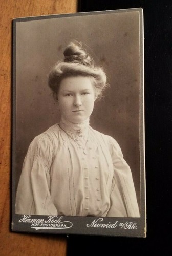 Mädchen junge frau mit - mädchen, zopf