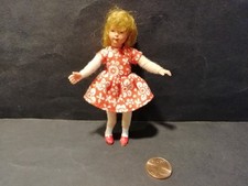 Caho Caco alte Biegepuppe Kind