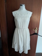 Sommerliches Kleidchen Mit