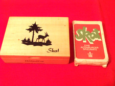 DDR Holzschachtel Etui SKAT mit Scherenschnitt + SKAT Blatt (1978), Holzhau/Erzg