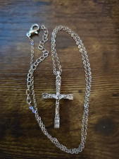 Cruce și Lănțișor argintie