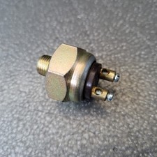 Bremslichtschalter Trabant Wartburg Multicar Barkas W50 Robur ZT Framo  8640.8