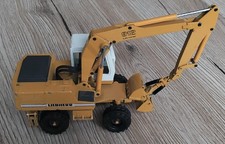 Liebherr A 912 Litronic