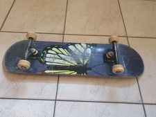 MOB Begoni Skateboard komplett mit Polster-Achsen und hochwertigen Rollen.