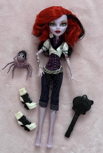 Monster high basic - monster, operetta