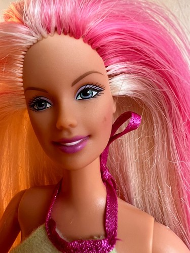 Salon surprise barbie 2001 - barbie,