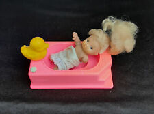 Puppe / Püppchen - Größe 10cm mit Badewanne Fisher Price