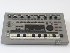 Roland 303 groovebox 1 - groovebox, +