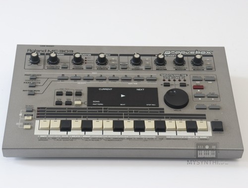 Roland 303 groovebox 1 - groovebox,