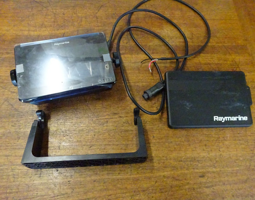 Raymarine axiom plotter - raymarine,
