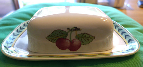 French garden butterdose mit - french,