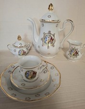 Moccaservice für 6 Personen mit Goldrand aus Nachlass 