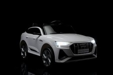 Audi E-Tron Sportback Kinder