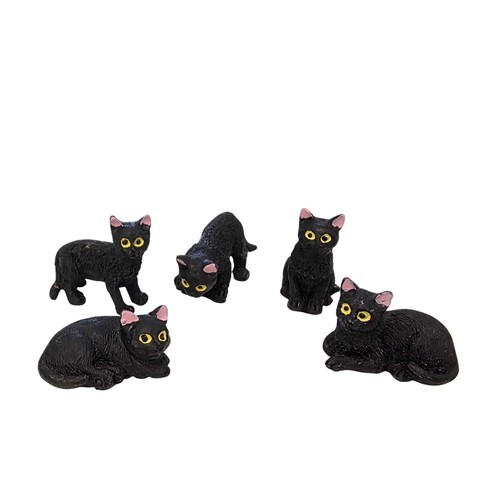 Puppenhaus schwarz cats - puppenhaus,