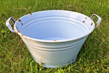 Alte Emaille Wanne rund mit