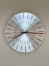 Bang & Olufsen BEOTIME Wanduhr