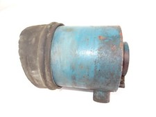 Vorabscheider für Luftfilter vom Hanomag Perfekt 300 Traktor