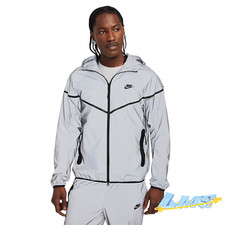 Nike Tech Woven Flash Jacke