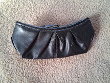 Schlampertasche, Federtasche