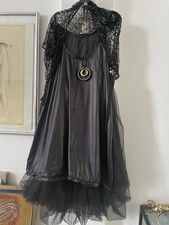 Hebbeding „Das Kleine Schwarze“ Elegant Zeitlos Gr. 3 Modern