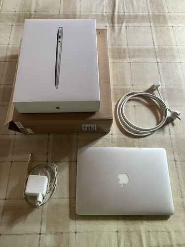 Apple macbook air 3 - air, 13.3