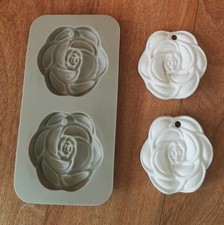 Silikonform Gießform Blumen 2 Loch Raysin Kerafdlott Gips