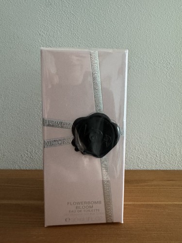 Viktor rolf flowerbomb - &, bloom