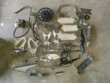 Suzuki GSXR 750 1100 Fußraste Federbein Seitenständer